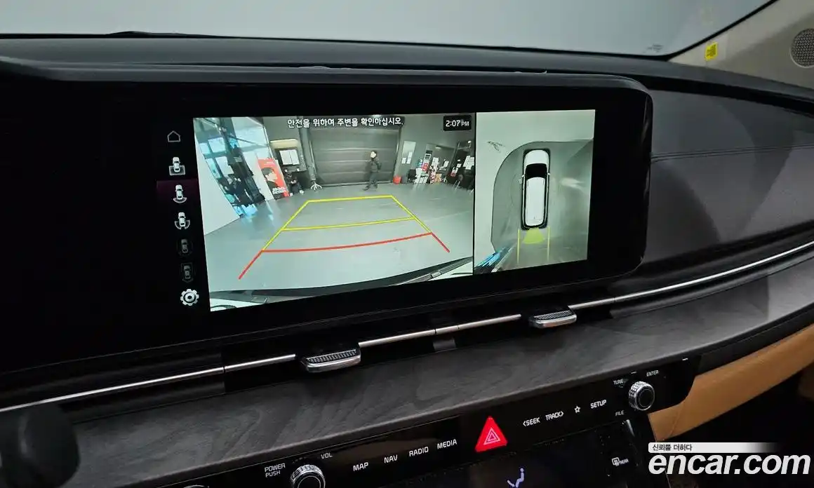 Kia Canival 2023 3.5 Автомат в Москве № 115025, фото 16