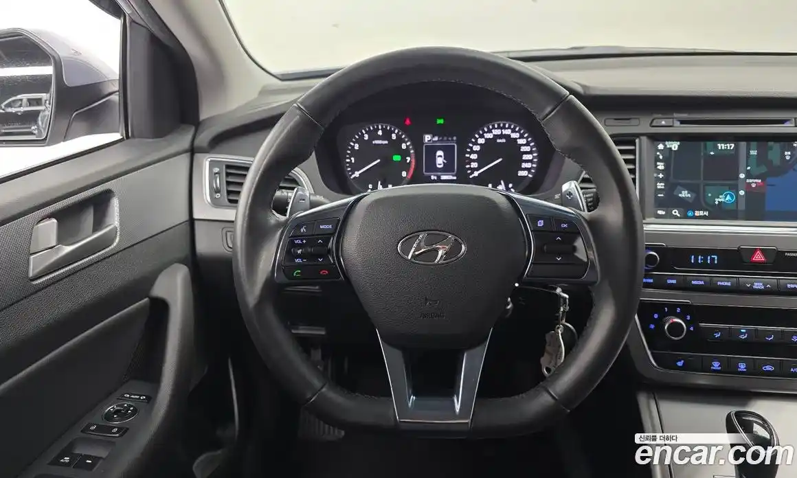Hyundai Sonata 2017 1.6 Автомат в Москве № 115277, фото 17