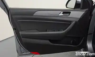 Hyundai Sonata 2017 1.6 Автомат в Москве № 115277, миниатюра 2