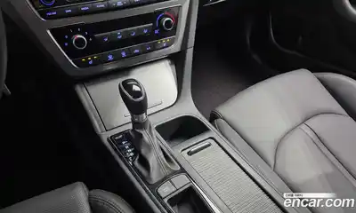 Hyundai Sonata 2017 1.6 Автомат в Москве № 115277, миниатюра 4