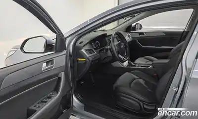 Hyundai Sonata 2017 1.6 Автомат в Москве № 115277, миниатюра 6