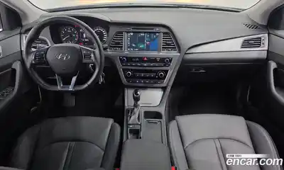 Hyundai Sonata 2017 1.6 Автомат в Москве № 115277, миниатюра 9