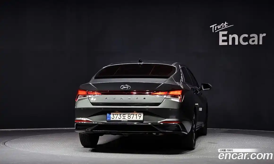 Hyundai Avante 2023 1.6 Автомат в Москве № 116066, фото 12