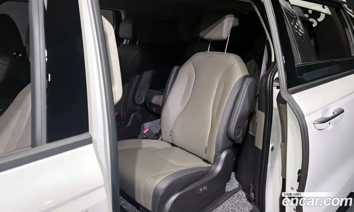 Kia Canival 2025 2.2 Автомат в Москве № 119251, фото 4