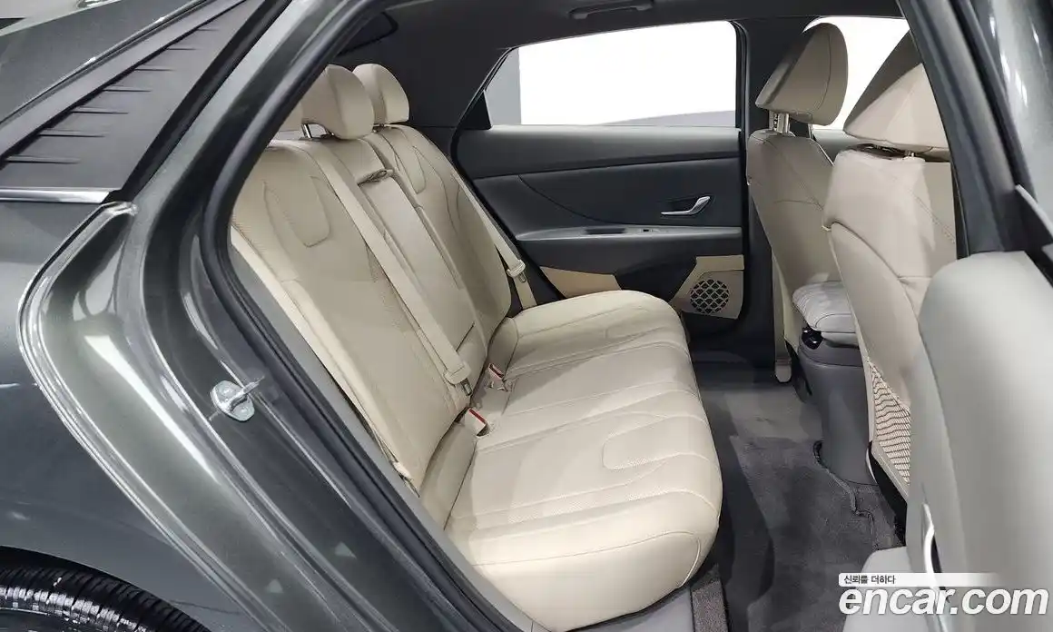 Hyundai Avante 2023 1.6 Автомат в Москве № 119627, фото 11