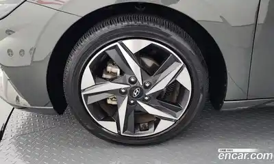 Hyundai Avante 2023 1.6 Автомат в Москве № 119627, миниатюра 7