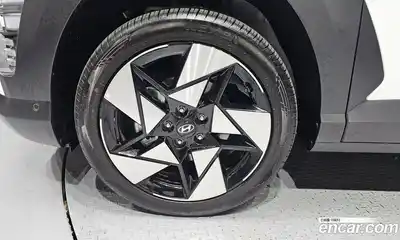 Hyundai Kona 2025 1.6 Автомат в Москве № 124613, миниатюра 5