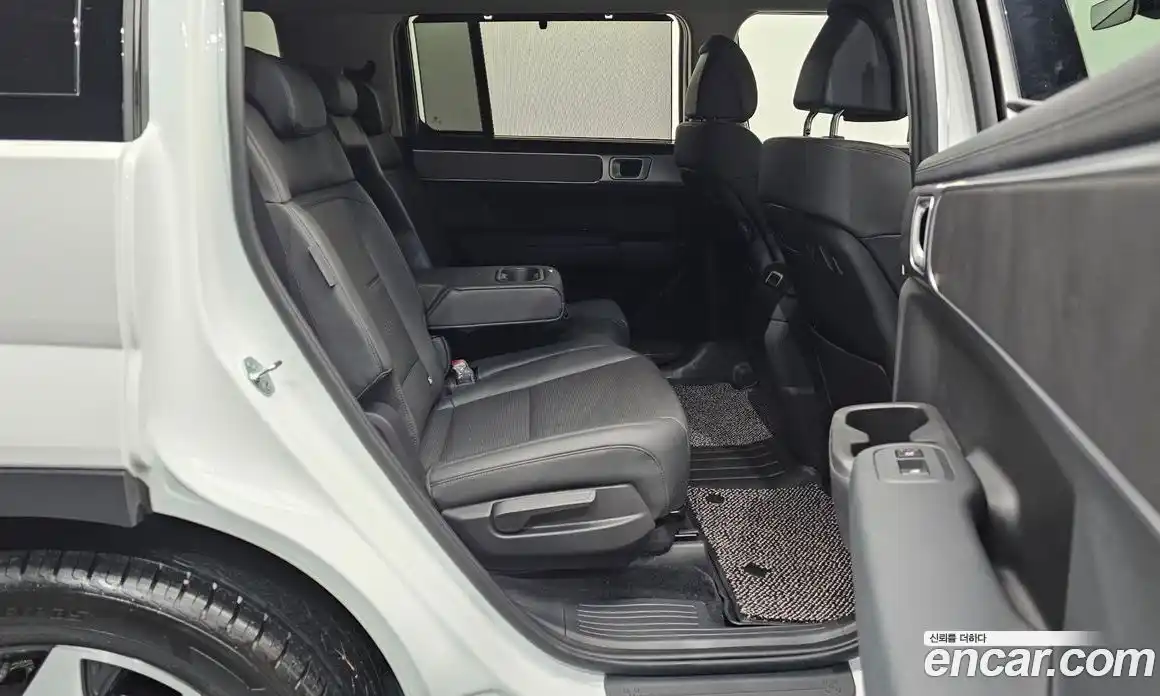 Hyundai Santa Fe 2024 1.6 Автомат в Москве № 126443, фото 19