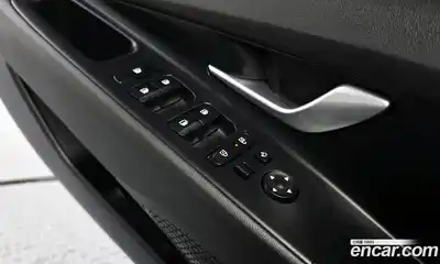 Hyundai Avante 2024 1.6 Автомат в Москве № 127086, миниатюра 11