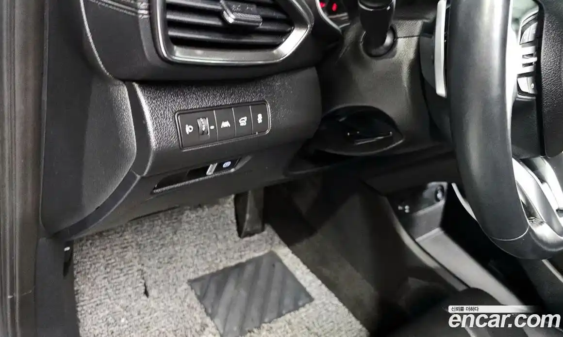 Hyundai Santa Fe 2023 2.2 Автомат в Москве № 127137, фото 13