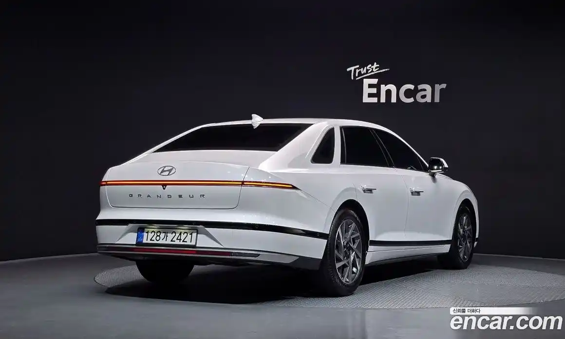 Hyundai Grandeur 2024 2.5 Автомат в Москве № 130597, фото 19