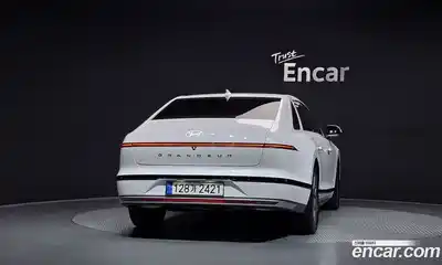 Hyundai Grandeur 2024 2.5 Автомат в Москве № 130597, миниатюра 10