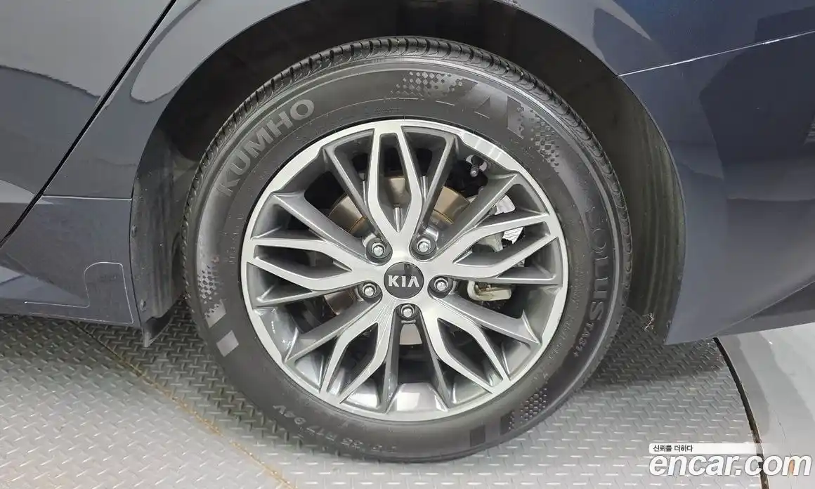 Kia K5 2021 2.0 Автомат в Москве № 132554, фото 8