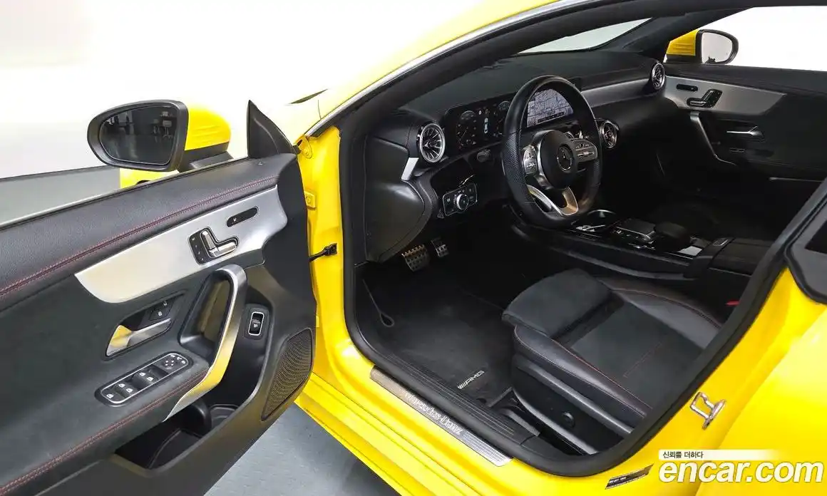 Mercedes-Benz CLA-Class 2022 2.0 Автомат в Москве № 134598, фото 15