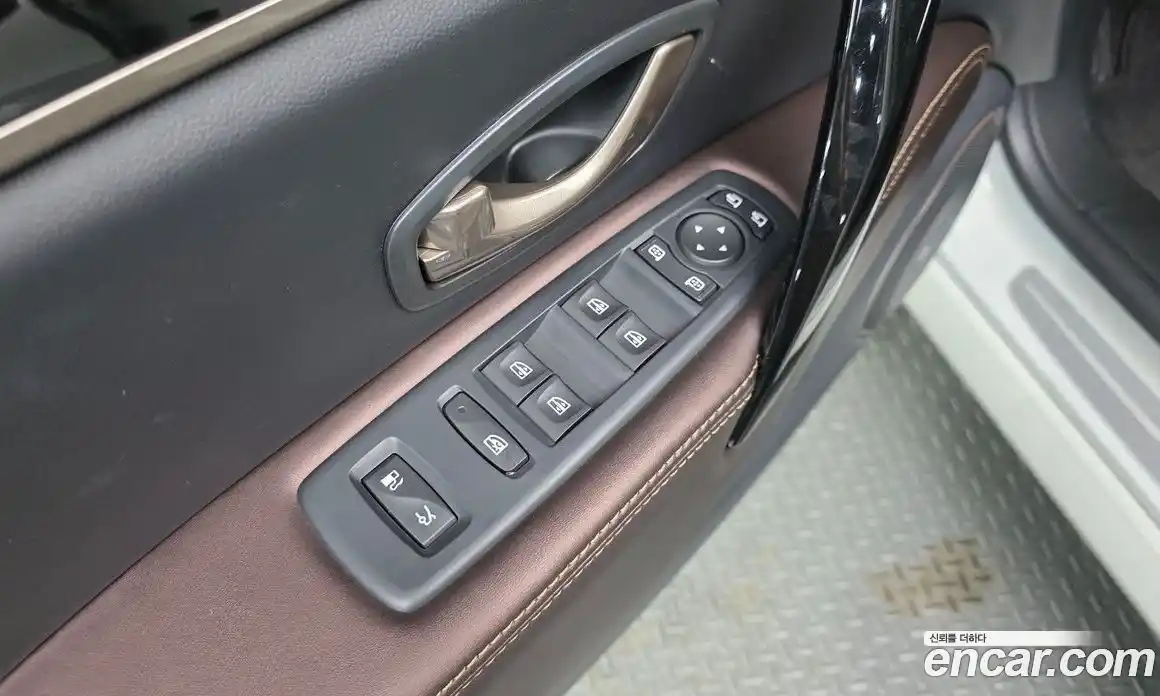 Renault SM7 2016 3.5 Автомат в Москве № 138265, фото 11