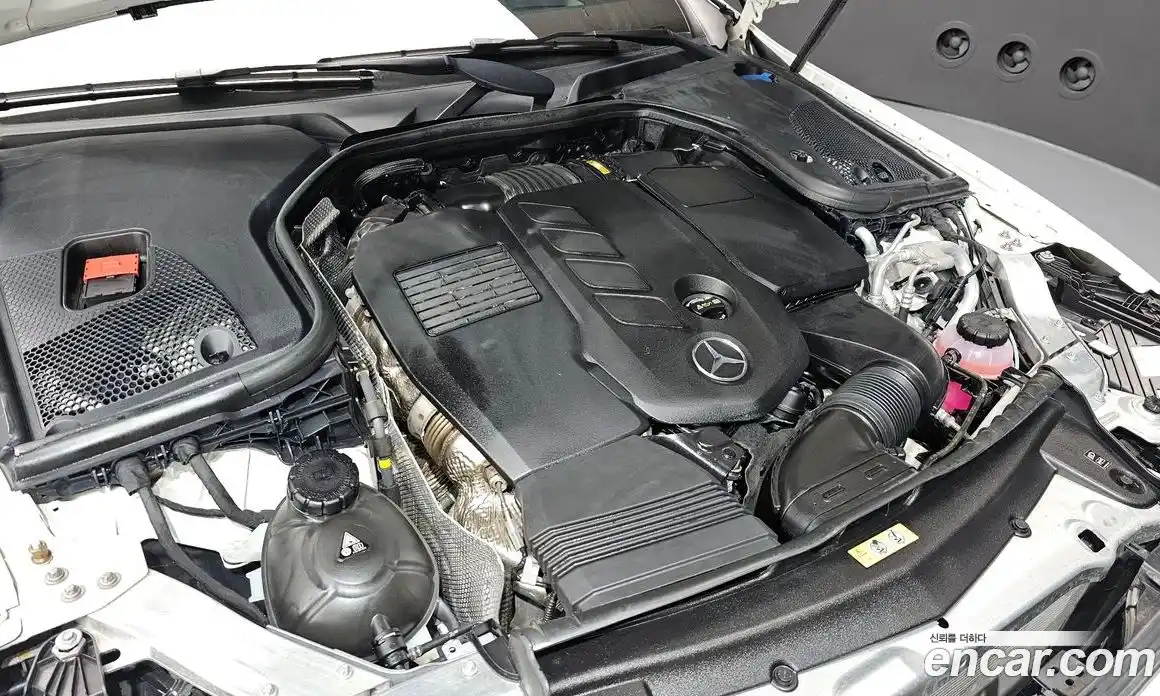 Mercedes-Benz E-Class 2022 2.0 Автомат в Москве № 139240, фото 11