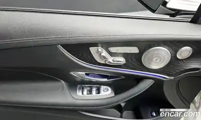 Mercedes-Benz E-Class 2022 2.0 Автомат в Москве № 139240, миниатюра 10