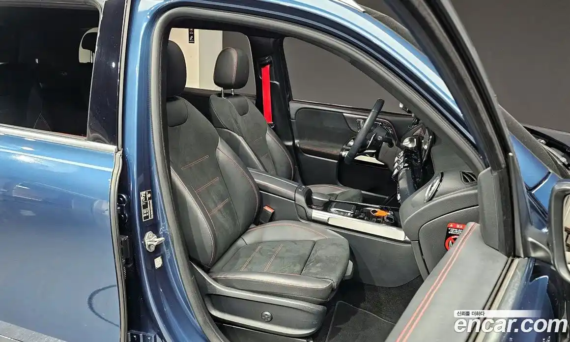 Mercedes-Benz GLB-Class 2023 2.0 Автомат в Москве № 140843, фото 7