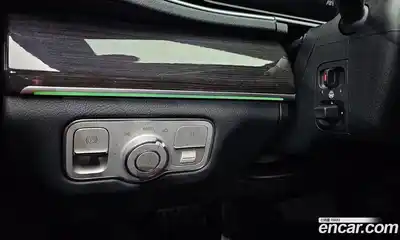 Mercedes-Benz GLE-Class 2023 2.9 Автомат в Москве № 141573, миниатюра 11