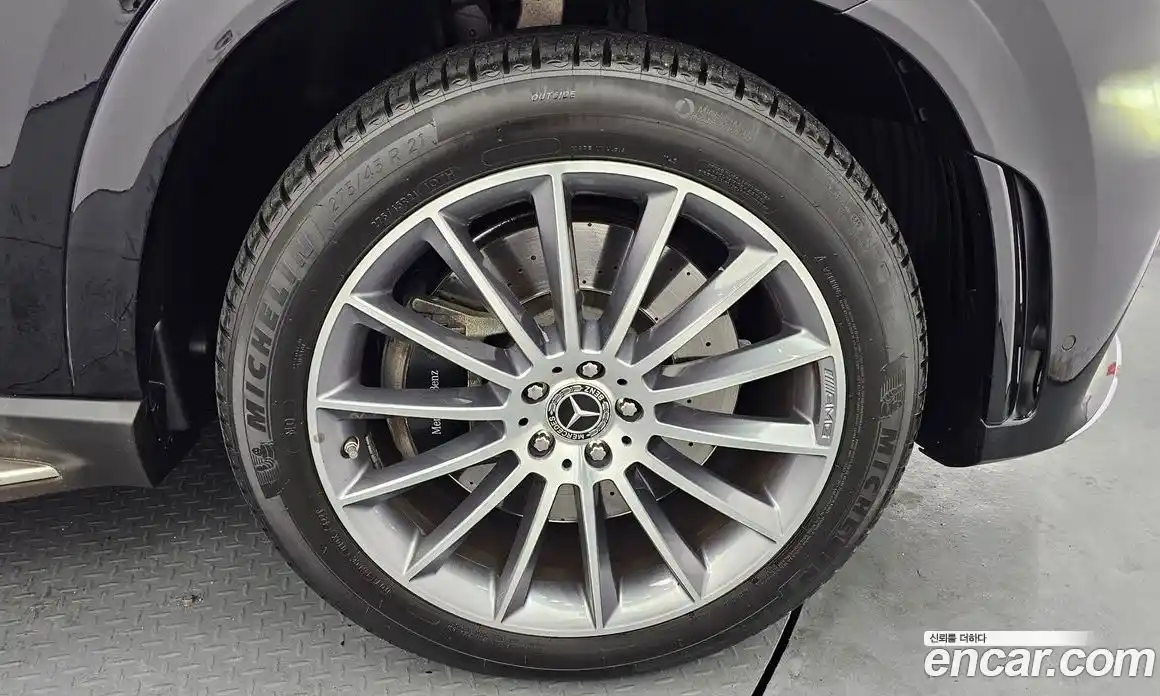 Mercedes-Benz GLE-Class 2023 2.9 Автомат в Москве № 141573, фото 16