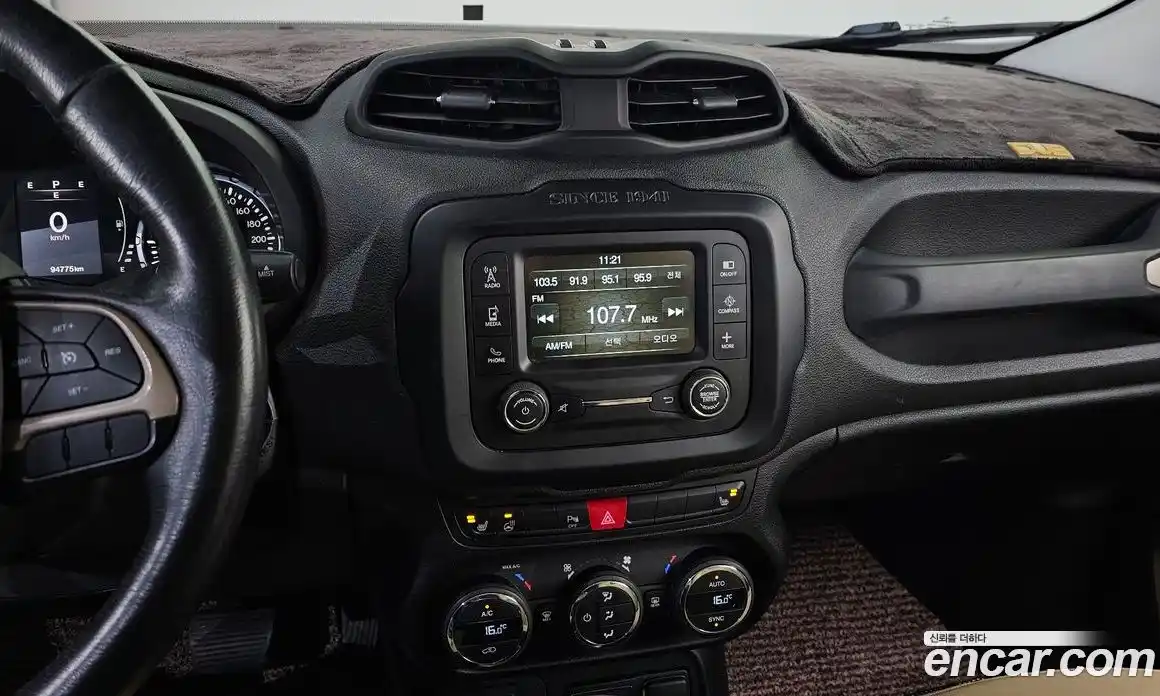 Jeep Renegade 2016 2.4 Автомат в Москве № 146593, фото 17