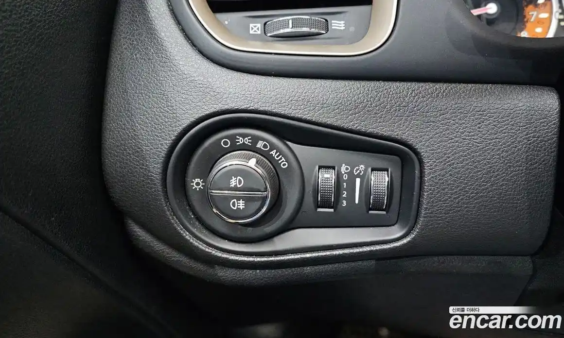 Jeep Renegade 2016 2.4 Автомат в Москве № 146593, фото 4