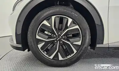 Kia EV6 2022 0.1 Автомат в Москве № 14761, миниатюра 2