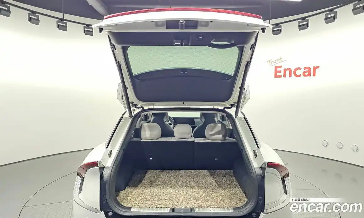 Kia EV6 2022 0.1 Автомат в Москве № 14761, фото 3