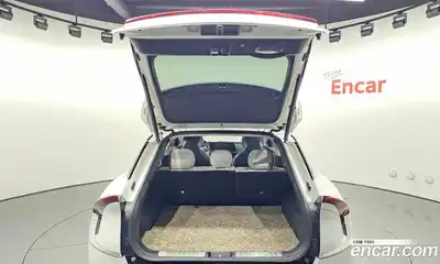 Kia EV6 2022 0.1 Автомат в Москве № 14761, миниатюра 3