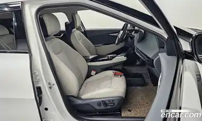 Kia EV6 2022 0.1 Автомат в Москве № 14761, миниатюра 6