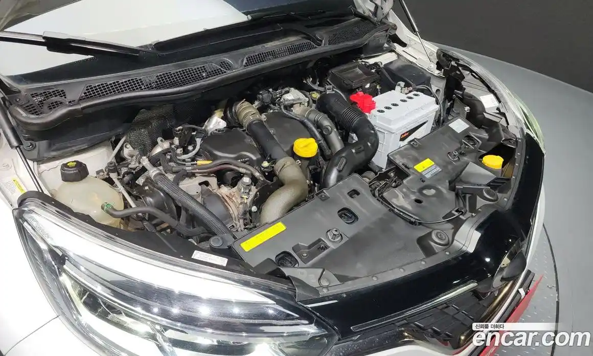 Renault QM3 2018 1.5 Автомат в Москве № 147845, фото 1