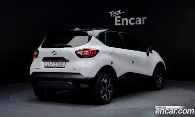 Renault QM3 2018 1.5 Автомат в Москве № 147845, миниатюра 3