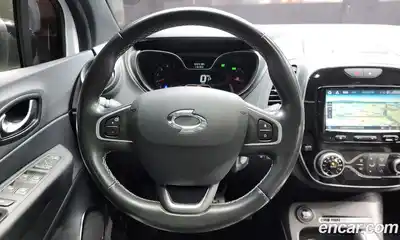 Renault QM3 2018 1.5 Автомат в Москве № 147845, миниатюра 6