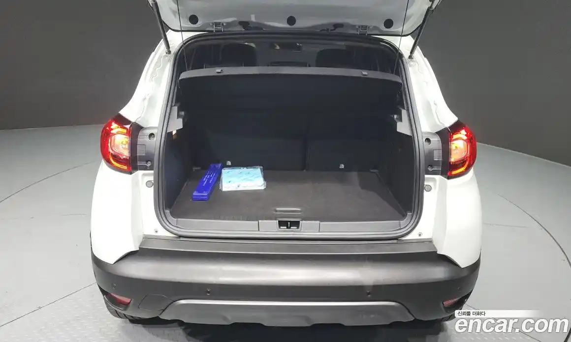 Renault QM3 2018 1.5 Автомат в Москве № 147845, фото 8