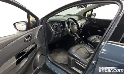 Renault QM3 2015 1.5 Автомат в Москве № 148178, миниатюра 10