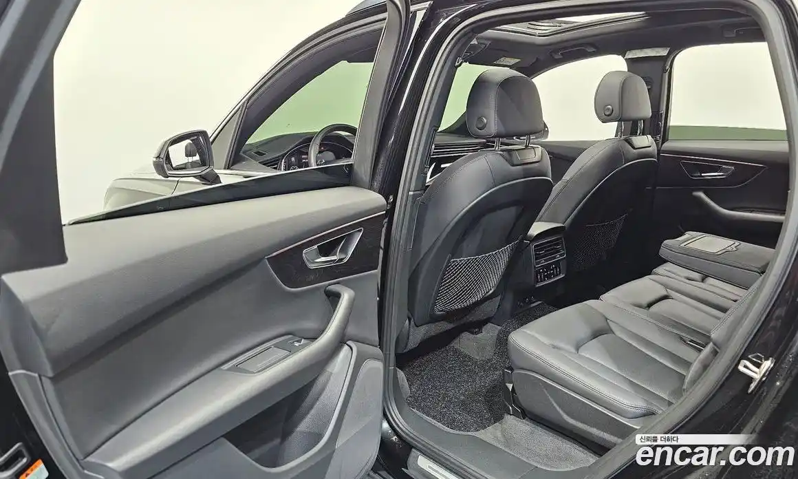 Audi Q7 2022 3.0 Автомат в Москве № 149858, фото 10