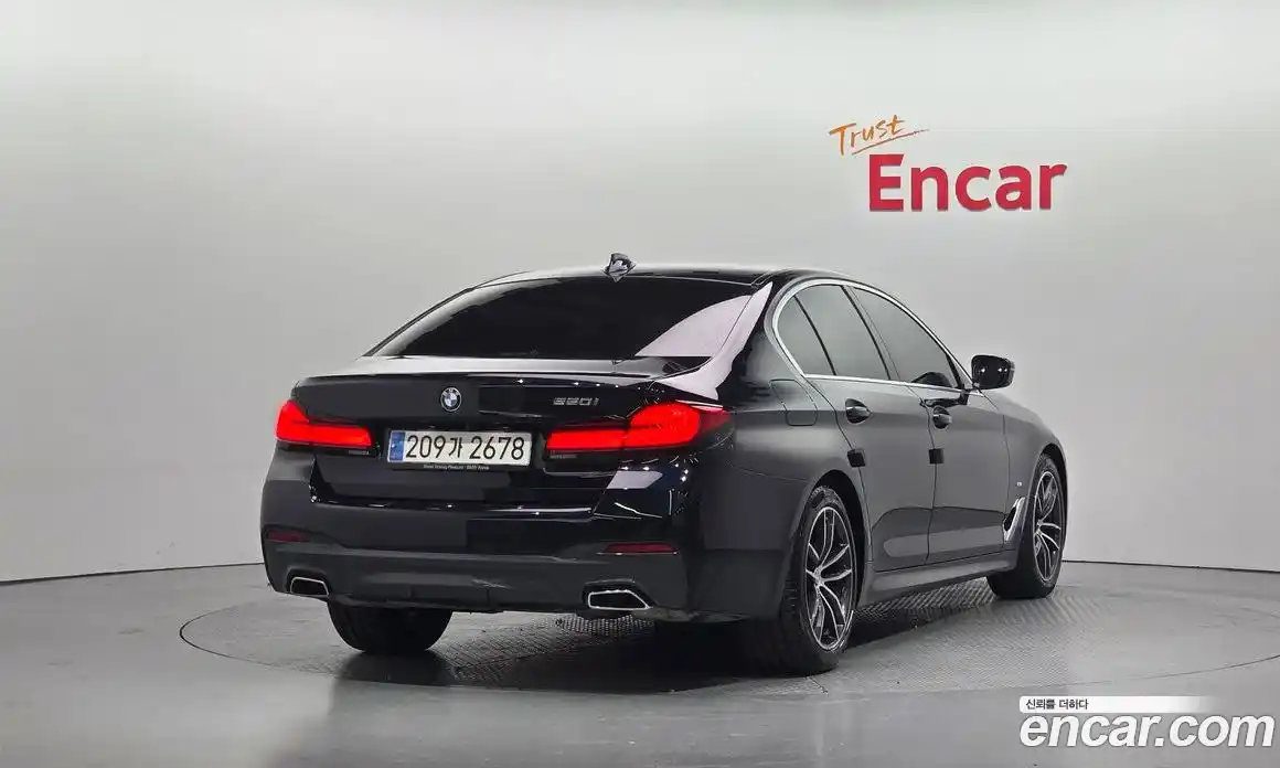 BMW 5-Series 2023 2.0 Автомат в Москве № 153936, фото 19