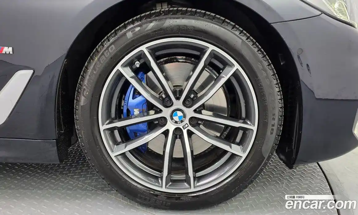 BMW 5-Series 2023 2.0 Автомат в Москве № 153936, фото 4