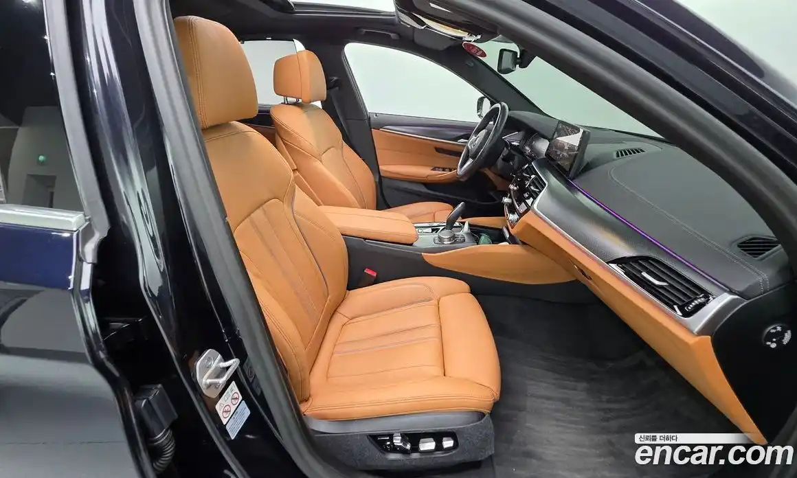 BMW 5-Series 2023 2.0 Автомат в Москве № 153936, фото 9