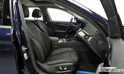 BMW 5-Series 2020 2.0 Автомат в Москве № 155616, миниатюра 4