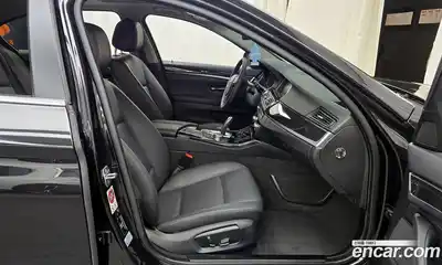 BMW 5-Series 2015 2.0 Автомат в Москве № 157969, миниатюра 6