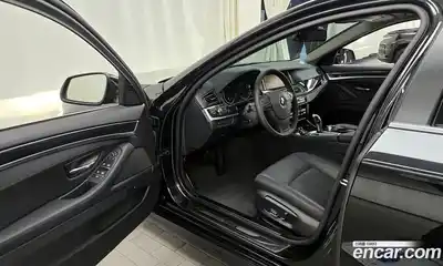 BMW 5-Series 2015 2.0 Автомат в Москве № 157969, миниатюра 9