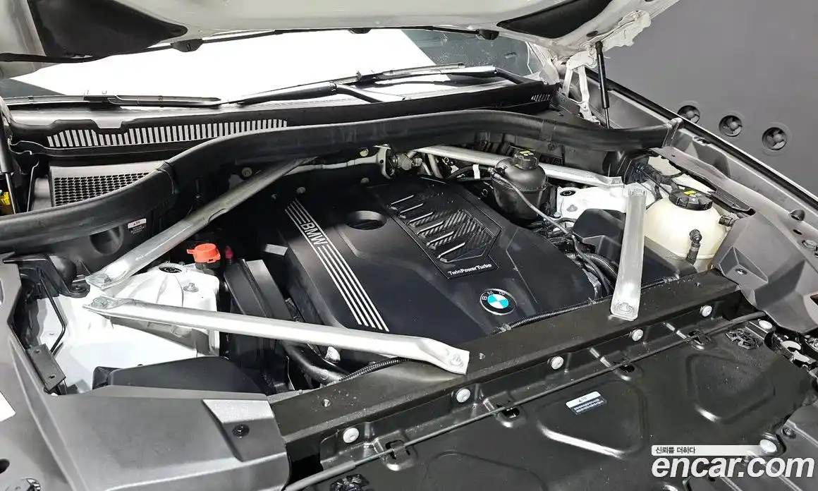 BMW X6 2022 3.0 Автомат в Москве № 159319, фото 2