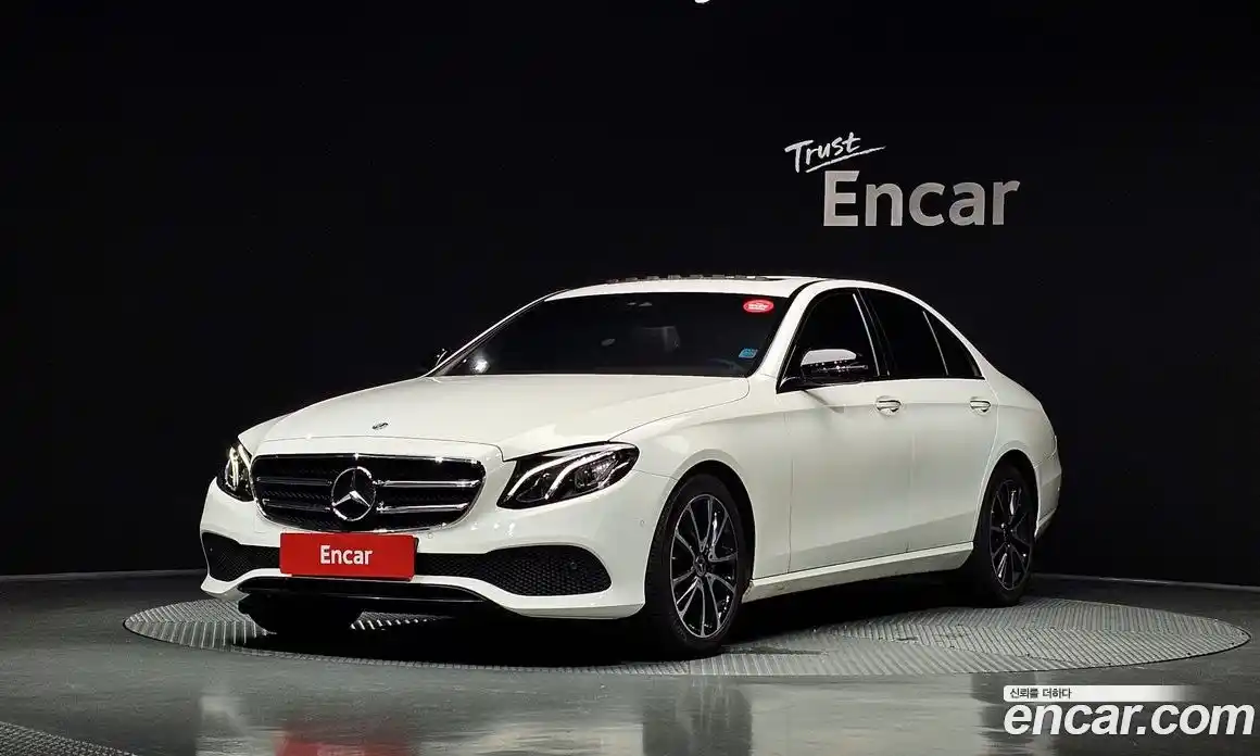 Mercedes-Benz E-Class 2020 2.0 Автомат в Москве № 160383, фото 15