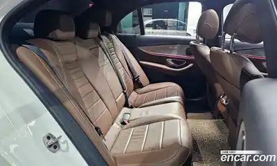 Mercedes-Benz E-Class 2020 2.0 Автомат в Москве № 160383, миниатюра 9