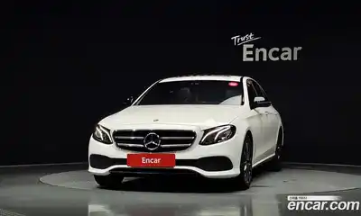 Mercedes-Benz E-Class 2020 2.0 Автомат в Москве № 160383, миниатюра 10