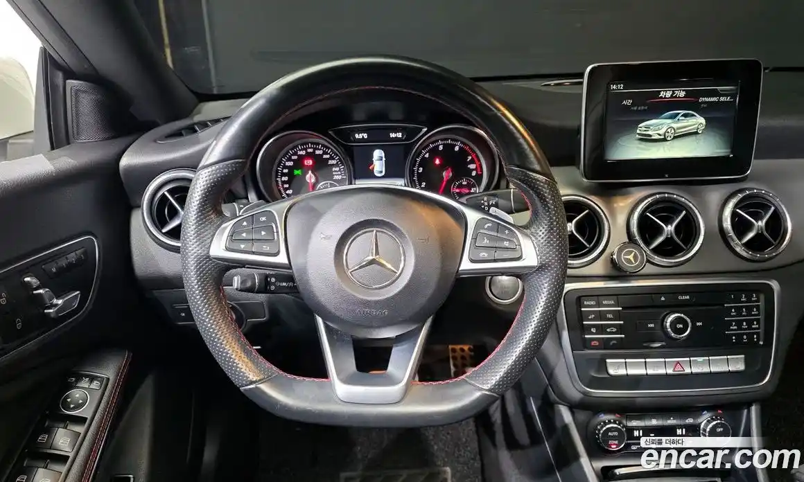 Mercedes-Benz CLA-Class 2018 2.0 Автомат в Москве № 161619, фото 14