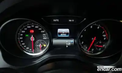 Mercedes-Benz CLA-Class 2018 2.0 Автомат в Москве № 161619, миниатюра 9