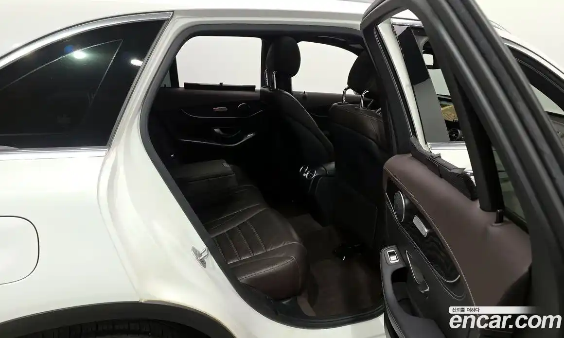 Mercedes-Benz GLC-Class 2016 2.1 Автомат в Москве № 161877, фото 11