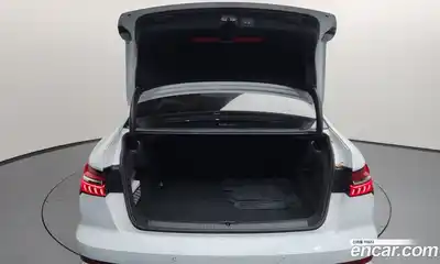 Audi A6 2021 2.0 Автомат в Москве № 162950, миниатюра 2